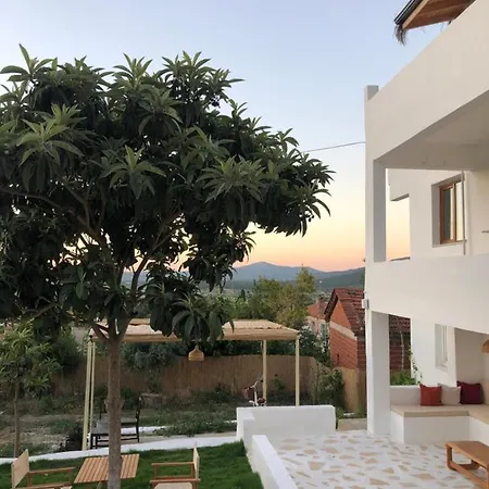 Arunurla Zeytinler Urla