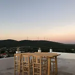 Holiday home Arunurla Zeytinler *