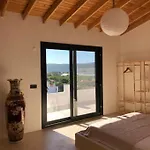 Holiday home Arunurla Zeytinler *