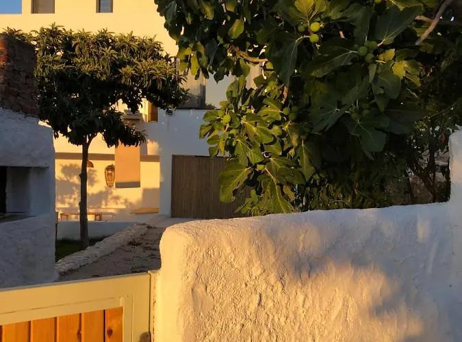 Arunurla Zeytinler Casa de Férias